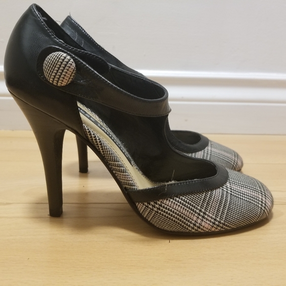 Black and Plaid High Heel - wn 7 - Picture 7 of 7